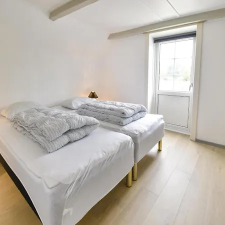 Three-bedroom In Haarby