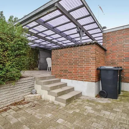 Hébergement de vacances Three-bedroom In Haarby *