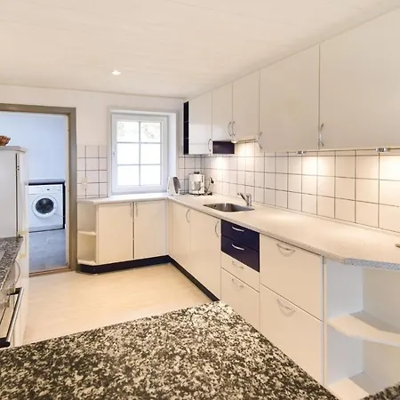 Three-bedroom In Haarby Hébergement de vacances *